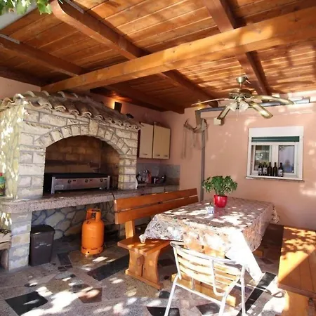 Schoene In Mit Eigener Terrasse Διαμέρισμα